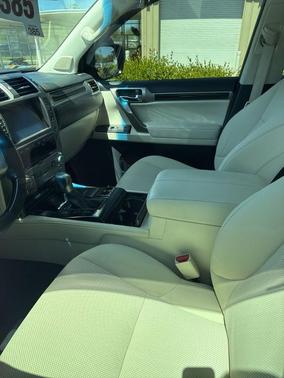 2020 Lexus GX 460 Base