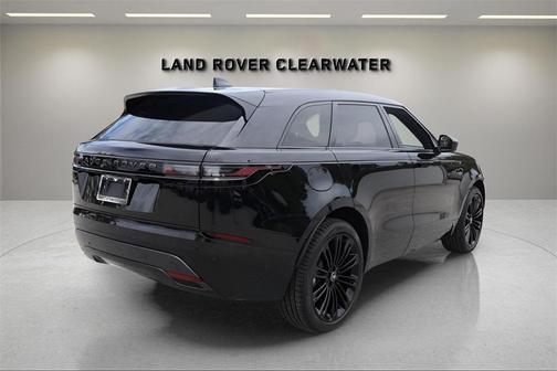 2026 Land Rover Range Rover Velar P400 Dynamic SE