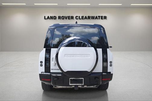 Borasco Grey 2026 Land Rover Defender P400 X-Dynamic SE