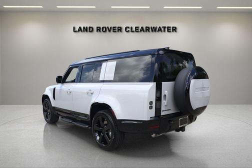 Borasco Grey 2026 Land Rover Defender P400 X-Dynamic SE