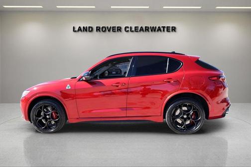 2023 Alfa Romeo Stelvio Quadrifoglio
