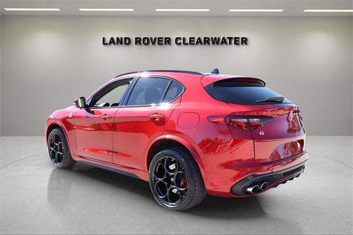 2023 Alfa Romeo Stelvio Quadrifoglio