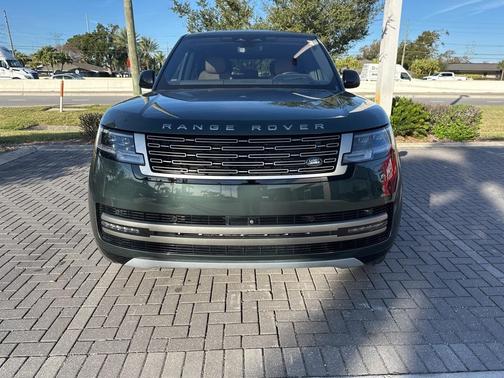 2023 Land Rover Range Rover P400 SE