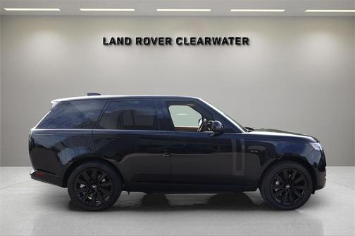 2025 Land Rover Range Rover P550e SE