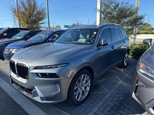 2023 BMW X7 xDrive40i