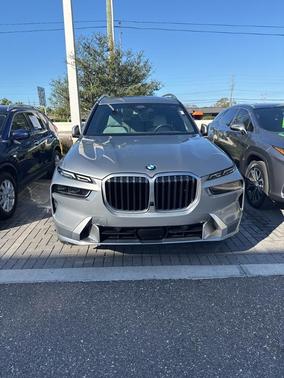 2023 BMW X7 xDrive40i