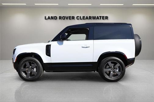 2025 Land Rover Defender P400 X-Dynamic SE