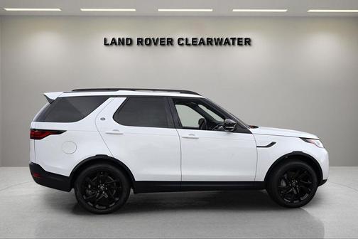 2025 Land Rover Discovery P300 S