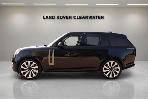 2026 Land Rover Range Rover P530 SE