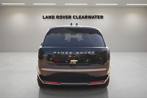2026 Land Rover Range Rover P530 SE