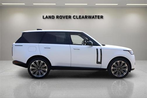 2025 Land Rover Range Rover P530 SE