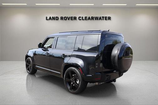 2026 Land Rover Defender P400 X-Dynamic SE