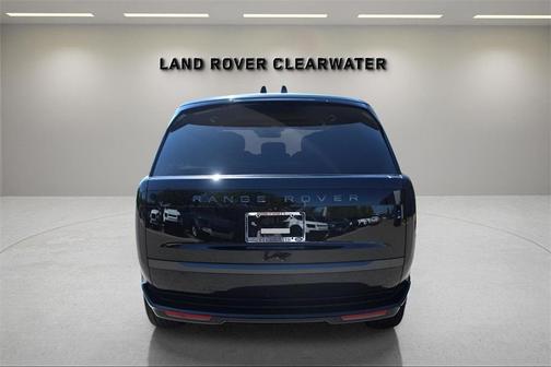 2025 Land Rover Range Rover P400 SE 7 Seat