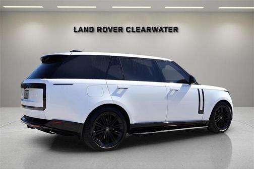 2024 Land Rover Range Rover P400 SE