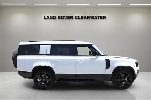 2025 Land Rover Defender P400 X-Dynamic SE