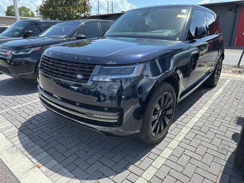 Constellation Blue In Gloss Finish 2025 Land Rover Range Rover P550e SE