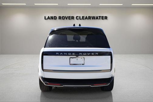 2024 Land Rover Range Rover P400 SE
