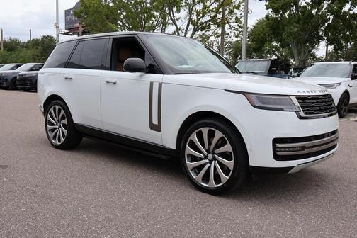 2025 Land Rover Range Rover P530 SE