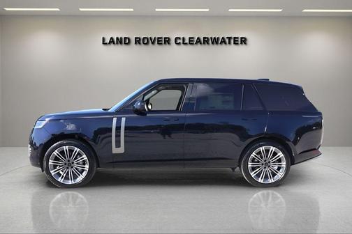 Constellation Blue Ultra Metallic Gloss 2026 Land Rover Range Rover P530 SE 7 Seat