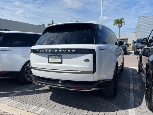 2023 Land Rover Range Rover P400 SE