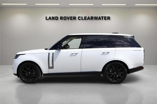 2023 Land Rover Range Rover P400 SE