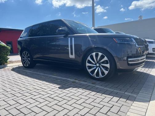 2025 Land Rover Range Rover AUTOBIOGRAPHY