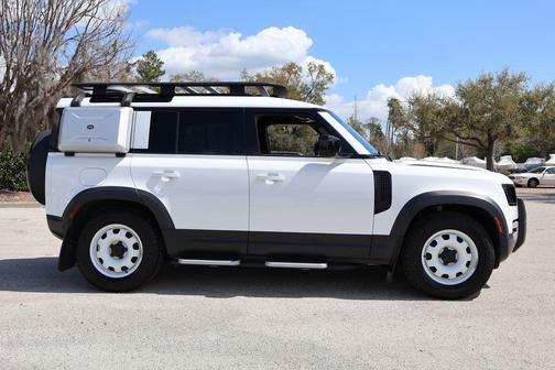 2023 Land Rover Defender 110 S