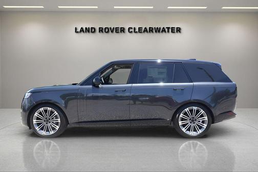 Carpathian Grey 2026 Land Rover Range Rover P400 SE 7 Seat