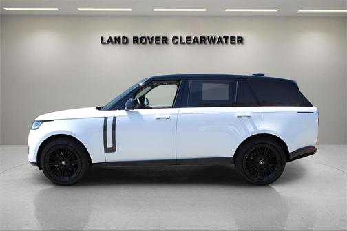 2025 Land Rover Range Rover P400 SE 7 Seat