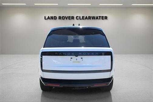2025 Land Rover Range Rover P400 SE 7 Seat