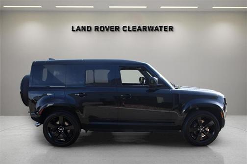 2025 Land Rover Defender P525 V8