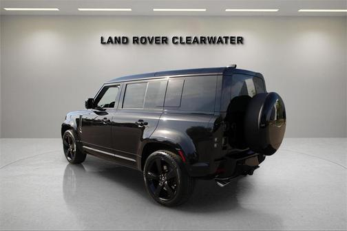 2025 Land Rover Defender P525 V8