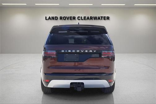 2026 Land Rover Discovery 