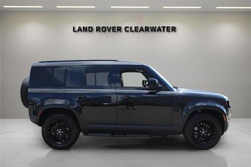 2025 Land Rover Defender P400 S