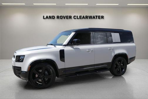 Borasco Grey 2026 Land Rover Defender 130 X-Dynamic SE