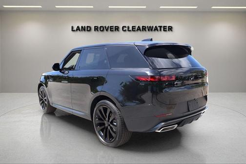 Santorini Black 2026 Land Rover Range Rover Sport SE