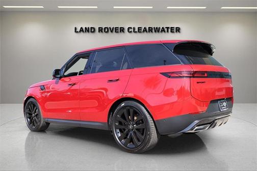 2025 Land Rover Range Rover Sport P360 SE