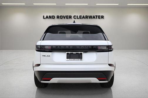 2026 Land Rover Range Rover Velar Dynamic SE