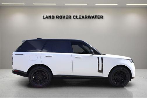 Icy White Satin Finish 2026 Land Rover Range Rover P530 SE
