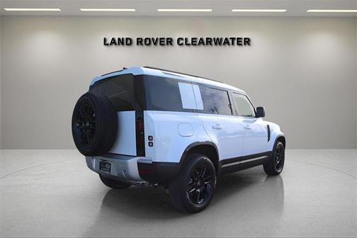 2025 Land Rover Defender P400 S