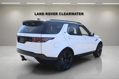 2026 Land Rover Discovery Dynamic SE