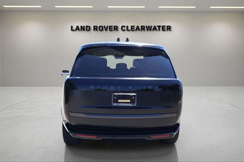 Obsidian Black Satin 2026 Land Rover Range Rover P400 SE 7 Seat