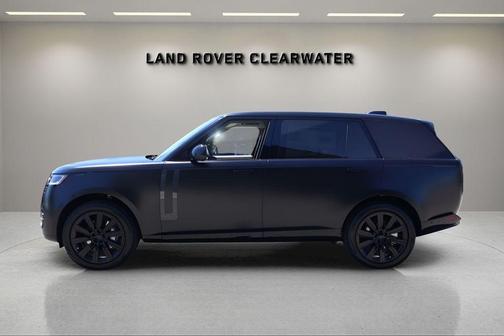 Obsidian Black Satin 2026 Land Rover Range Rover P400 SE 7 Seat