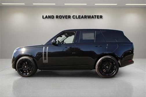 2025 Land Rover Range Rover P530 SE