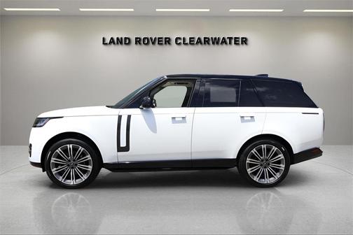 2025 Land Rover Range Rover P530 SE