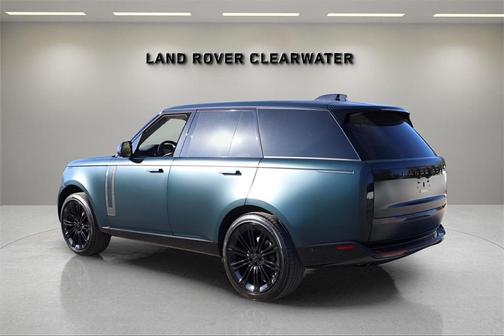 2026 Land Rover Range Rover P400 SE