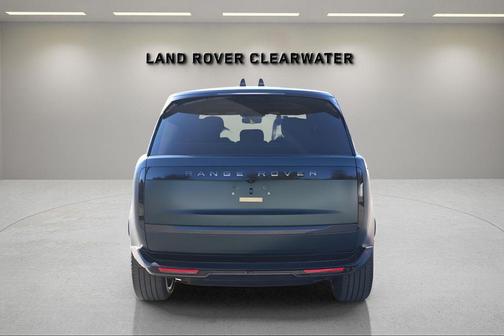 2026 Land Rover Range Rover P400 SE