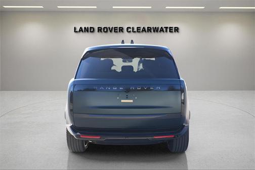 2026 Land Rover Range Rover P400 SE