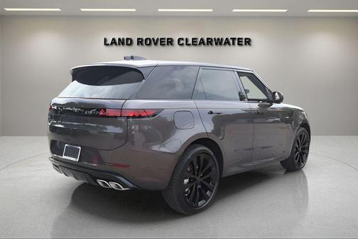 Charente Grey 2026 Land Rover Range Rover Sport P530 Dynamic SE