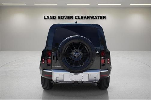 2025 Land Rover Defender P400 S